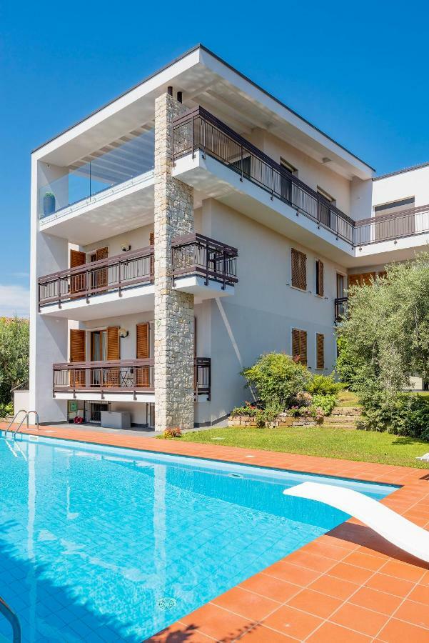 Casa Claire Apartment บาร์โดลิโน ภายนอก รูปภาพ
